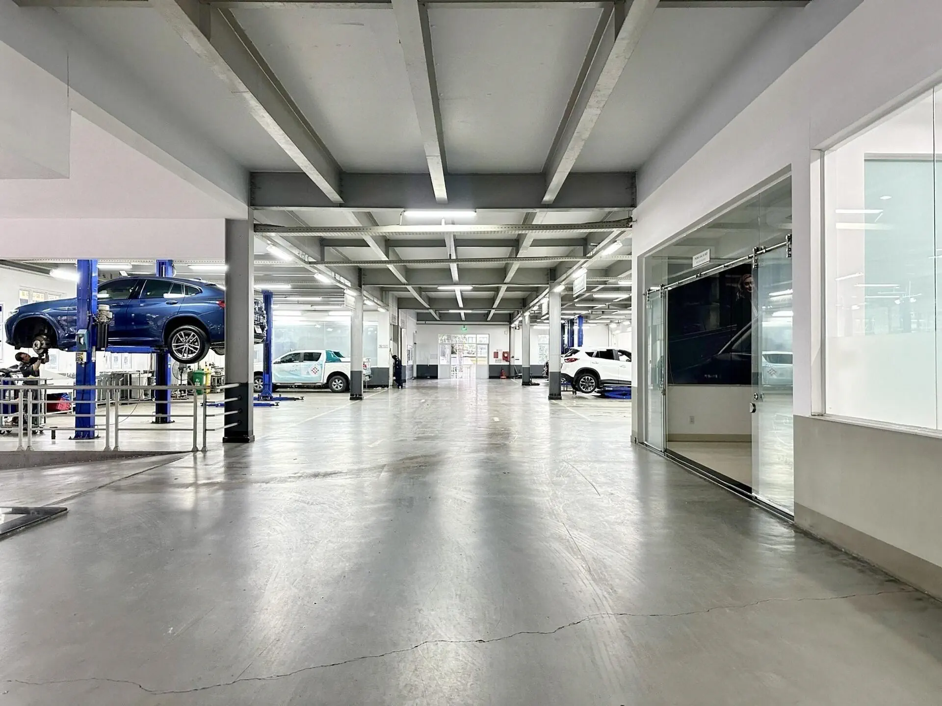 Xưởng dịch vụ sửa chữa Quang Trung